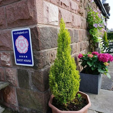 Chapel Croft Guest House Biddulph  Экстерьер фото