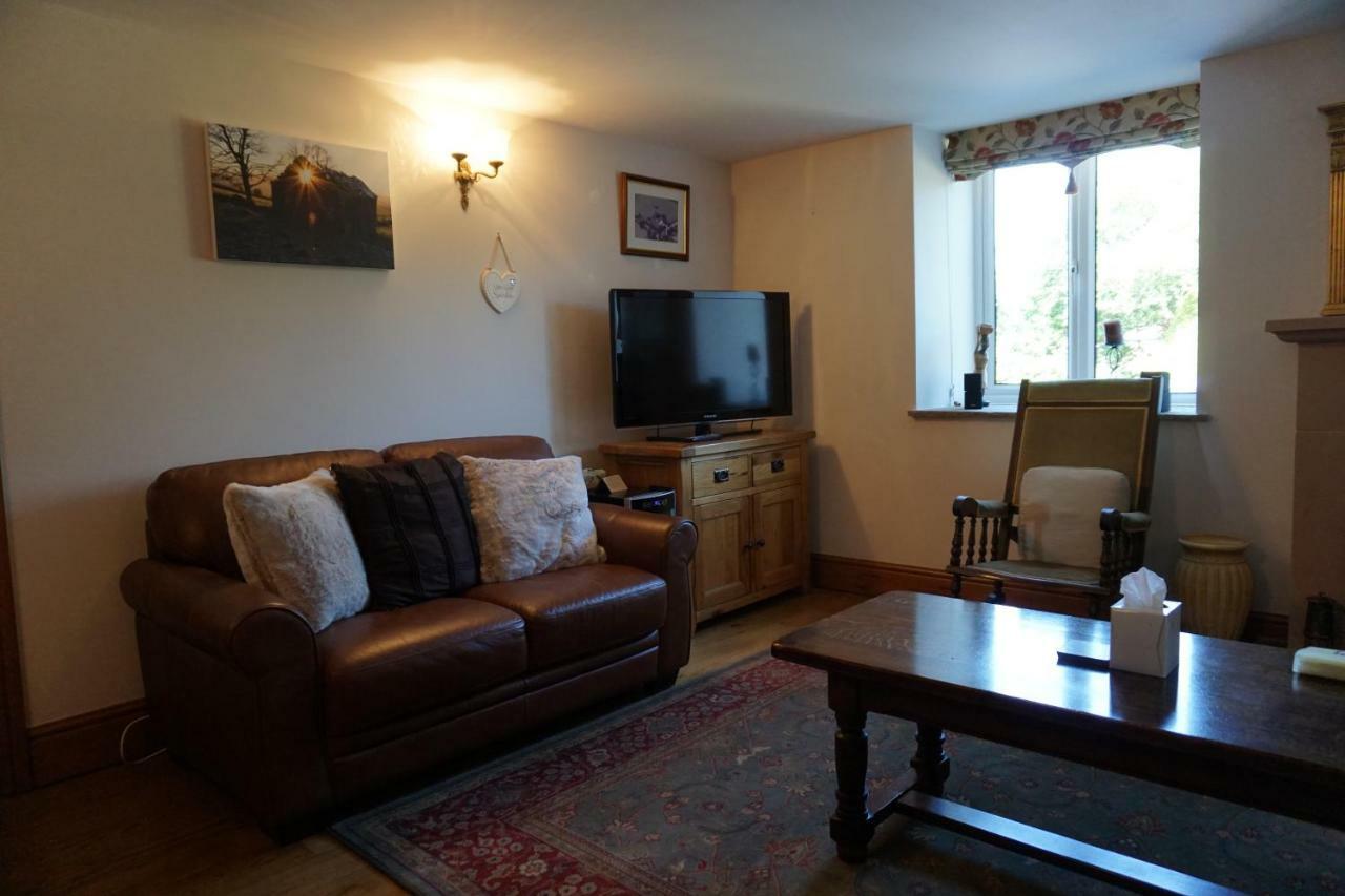 Chapel Croft Guest House Biddulph  Экстерьер фото