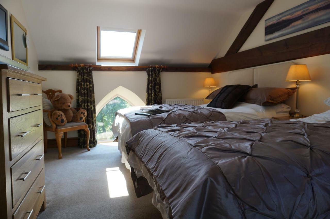 Chapel Croft Guest House Biddulph  Экстерьер фото