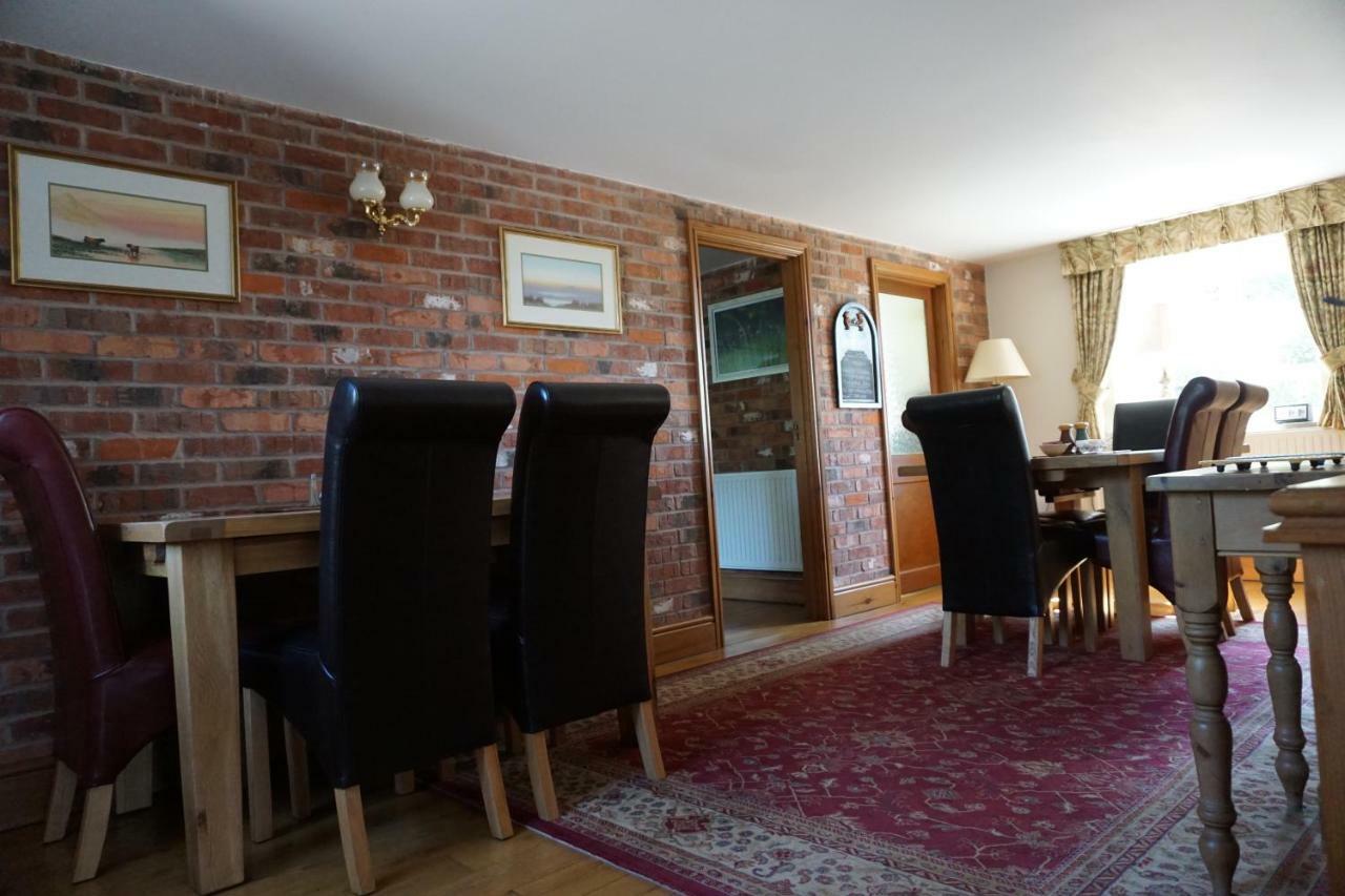 Chapel Croft Guest House Biddulph  Экстерьер фото